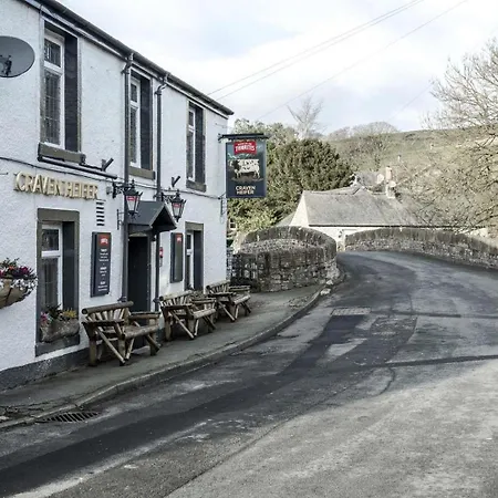 The Craven Heifer At Stainforth Gasthof
