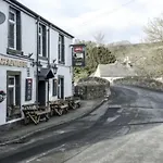 Craven Heifer, Stainforth 宾馆 4*