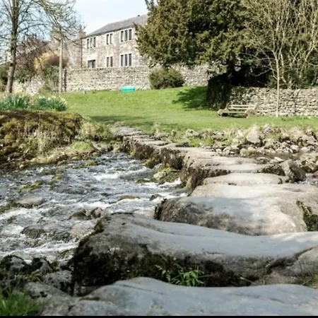 The Craven Heifer At Stainforth