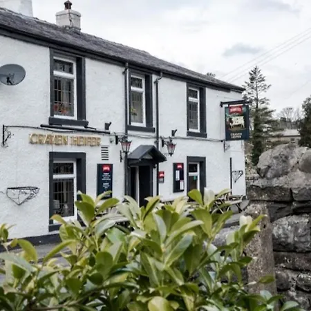 Craven Heifer, Stainforth 4* Settle