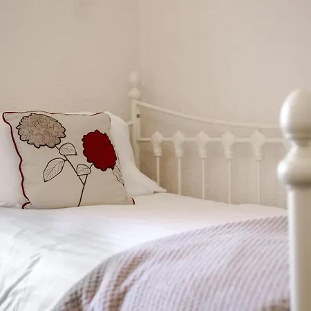 Inn Craven Heifer, Stainforth