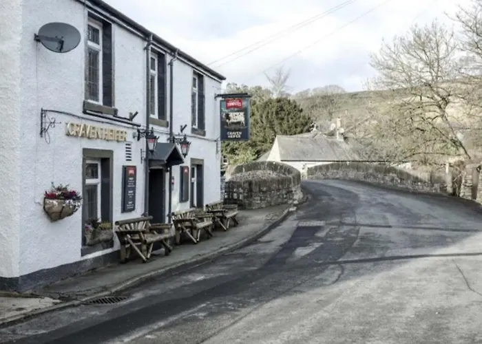 Craven Heifer, Stainforth Inn 4*