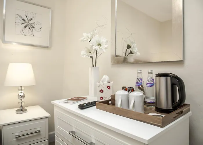 Craven Heifer, Stainforth Settle