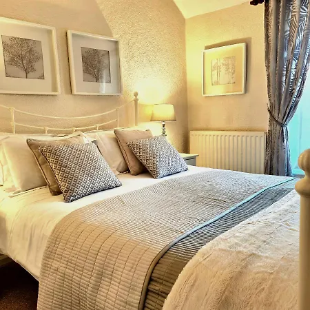 The Craven Heifer At Stainforth 塞特尔