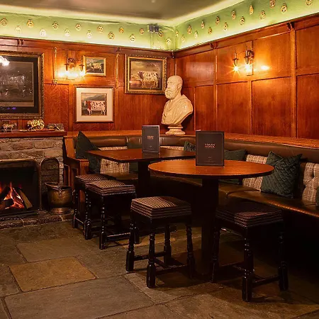 The Craven Heifer At Stainforth Locanda