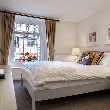 The Craven Heifer At Stainforth 4*